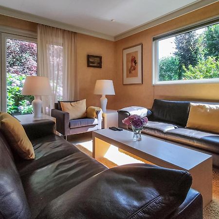 Cozy Home In Vorden With Kitchen エクステリア 写真